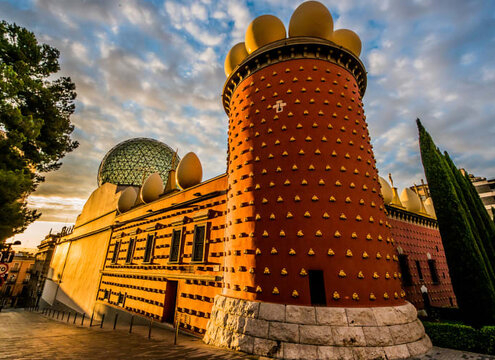 دالی