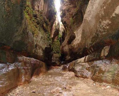 غار طلسم ایوان