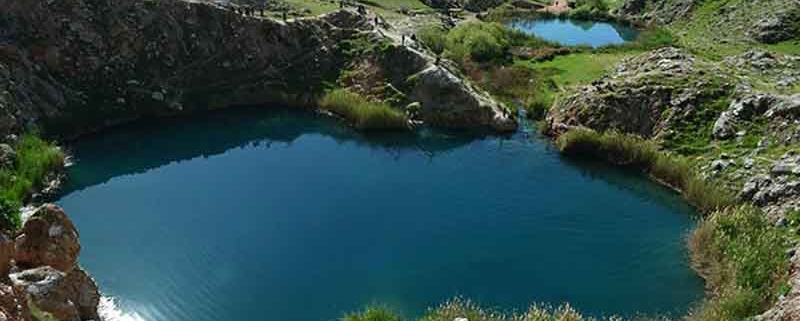 دریاچه دوقلوی سیاه گاو