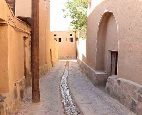 نراق