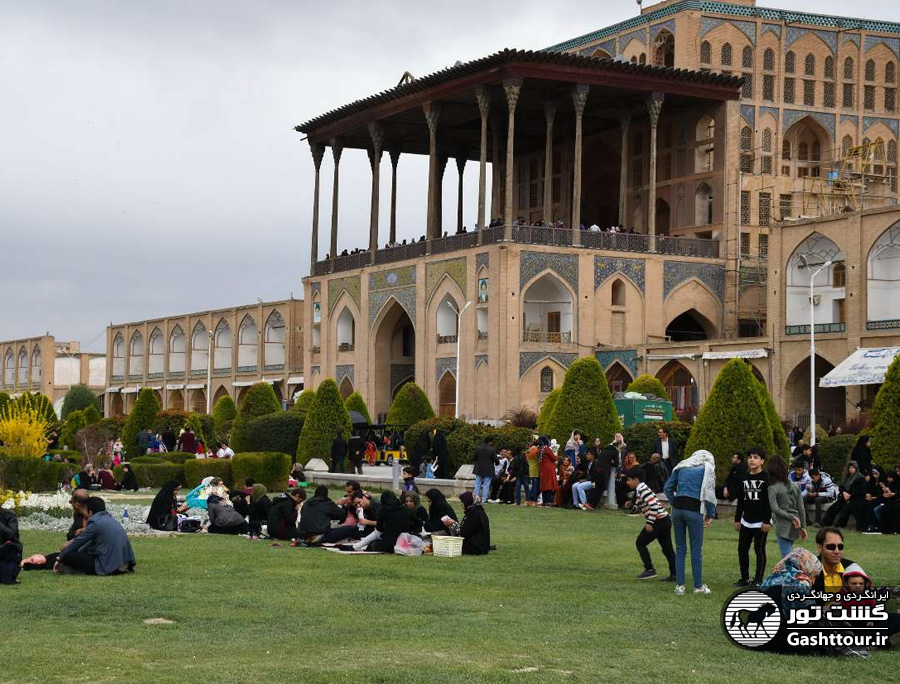 کاخ عالی قاپو - اصفهان